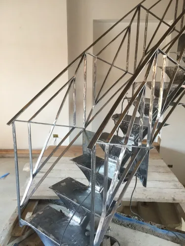 Realizzazione scala interna - immagine 3