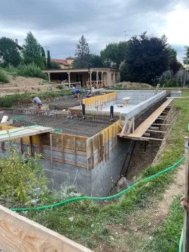 Piscina in vasca bianca Corbetta - immagine 11