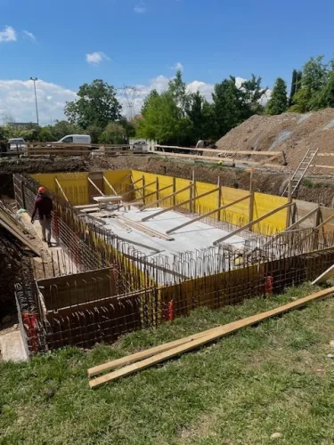Piscina in vasca bianca Corbetta - immagine 8